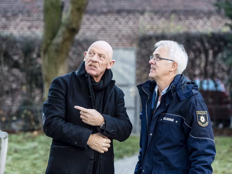 Joe Bausch, Dietrich Bredt-Dehnen